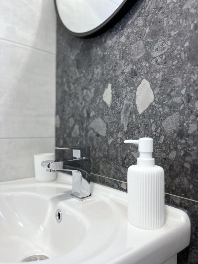 Lana Apartmani Бар Экстерьер фото