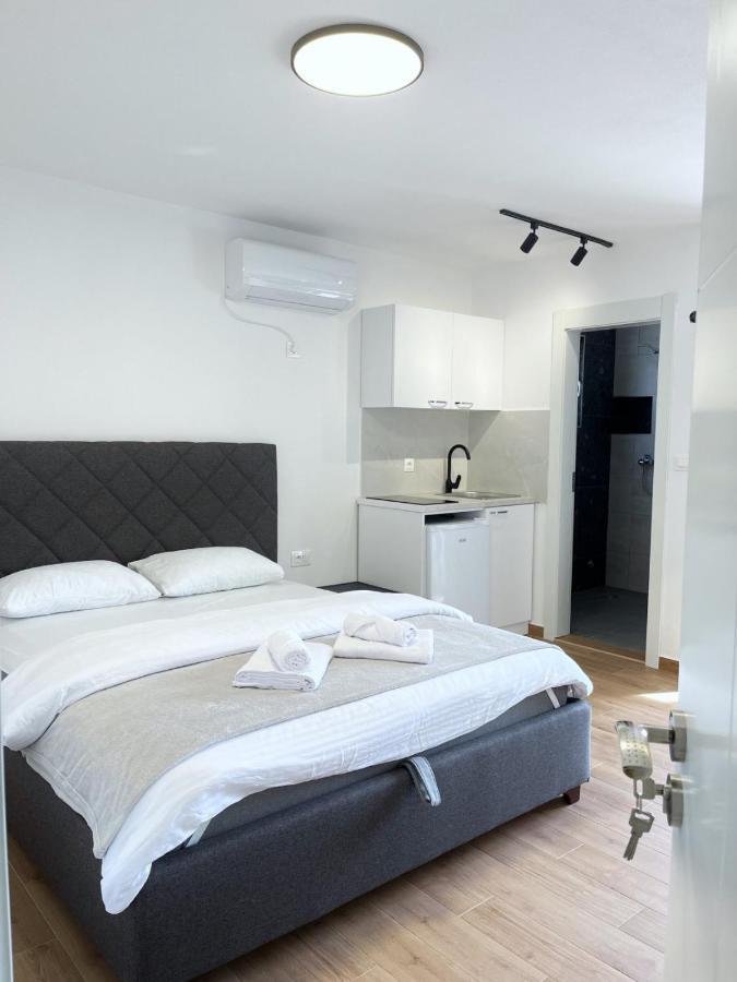 Lana Apartmani Бар Экстерьер фото