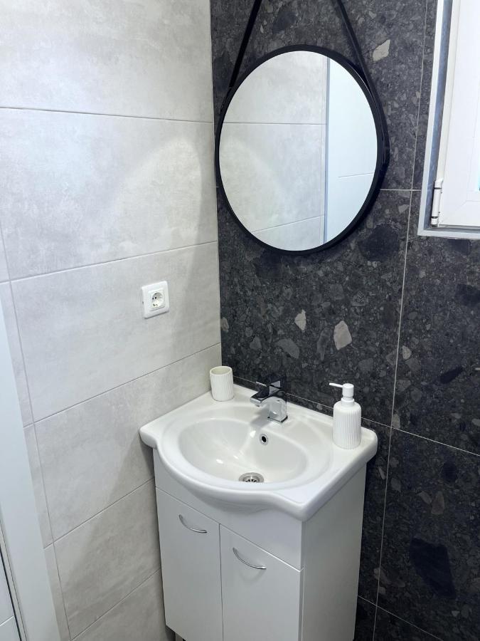 Lana Apartmani Бар Экстерьер фото