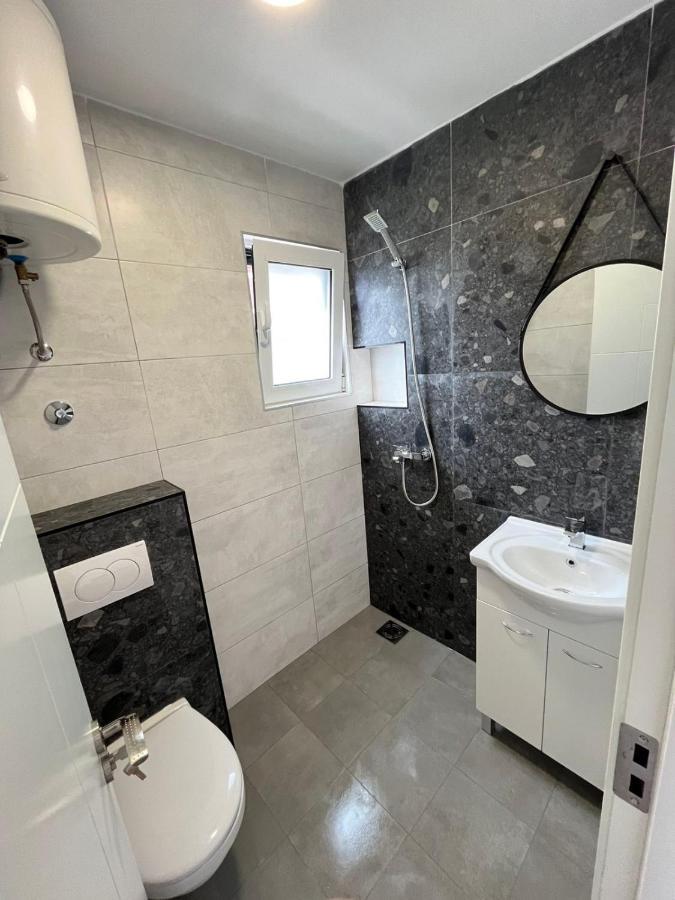Lana Apartmani Бар Экстерьер фото