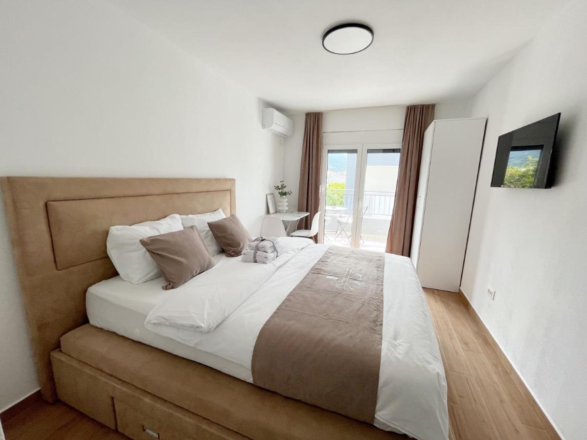Lana Apartmani Бар Экстерьер фото