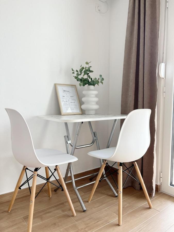 Lana Apartmani Бар Экстерьер фото