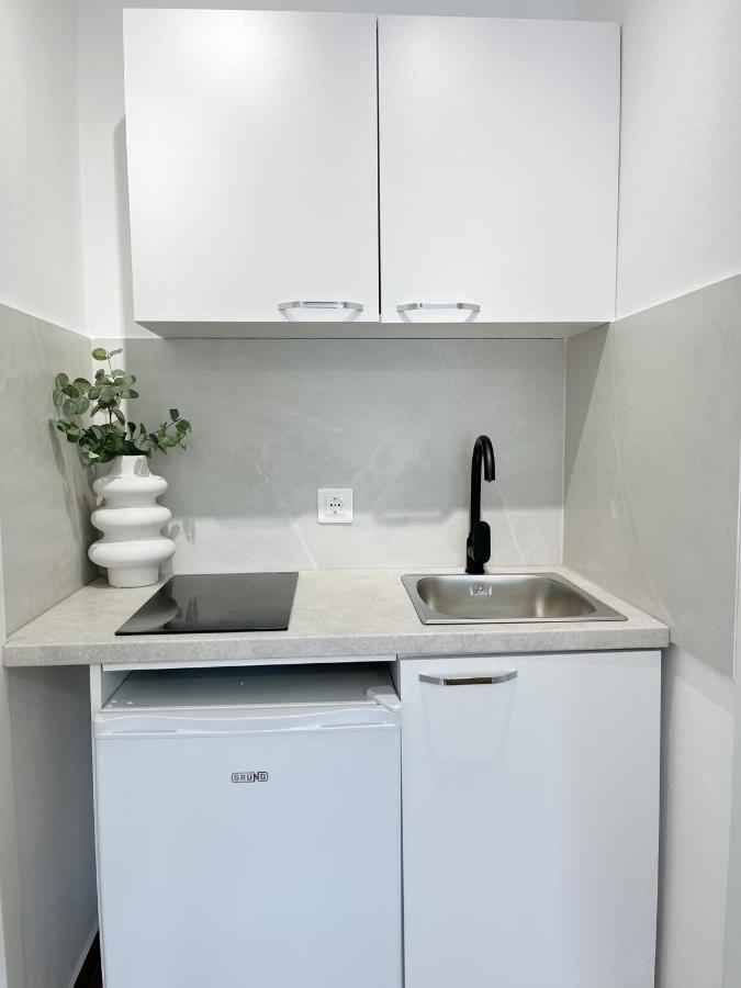 Lana Apartmani Бар Экстерьер фото