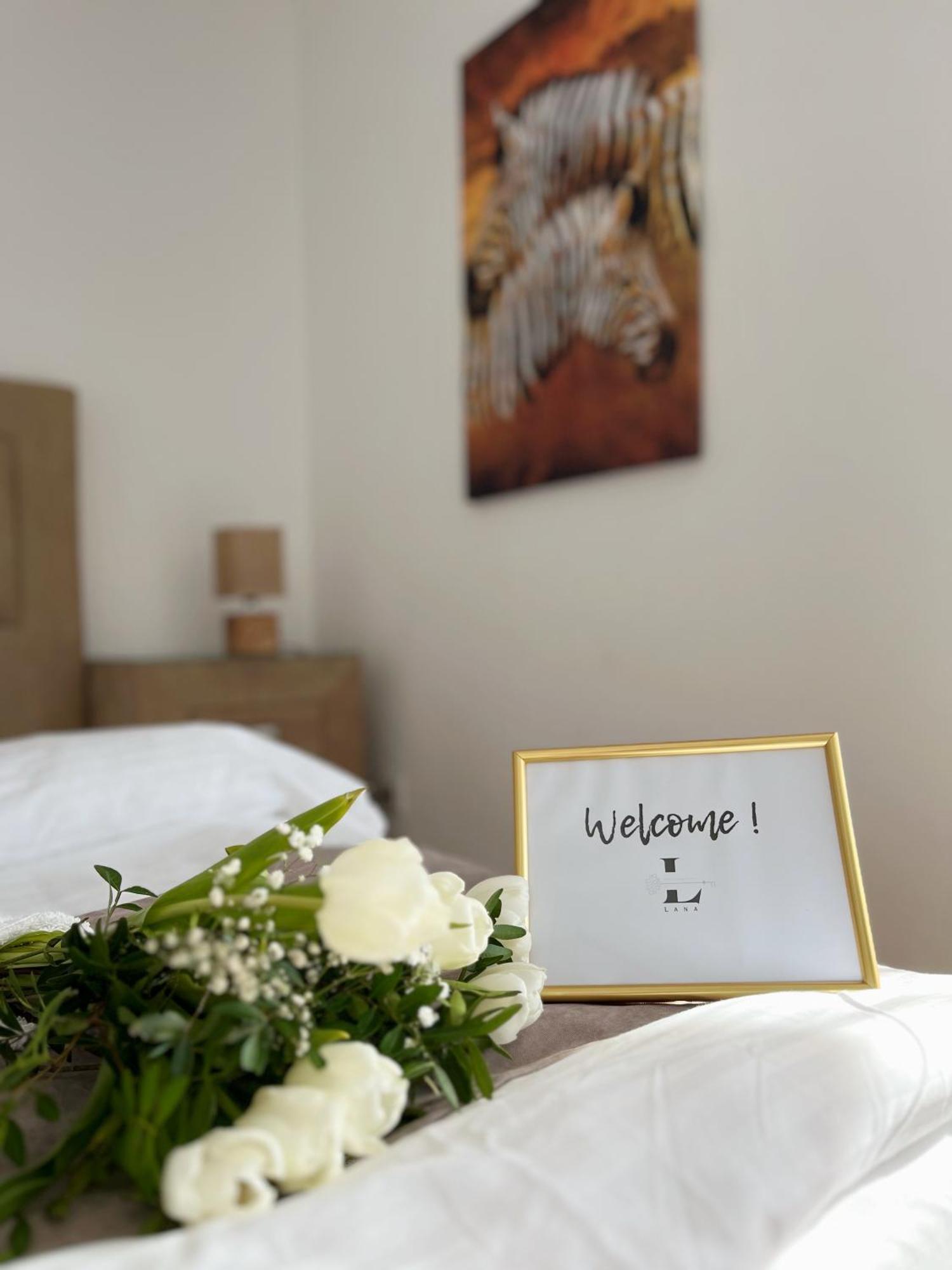 Lana Apartmani Бар Экстерьер фото