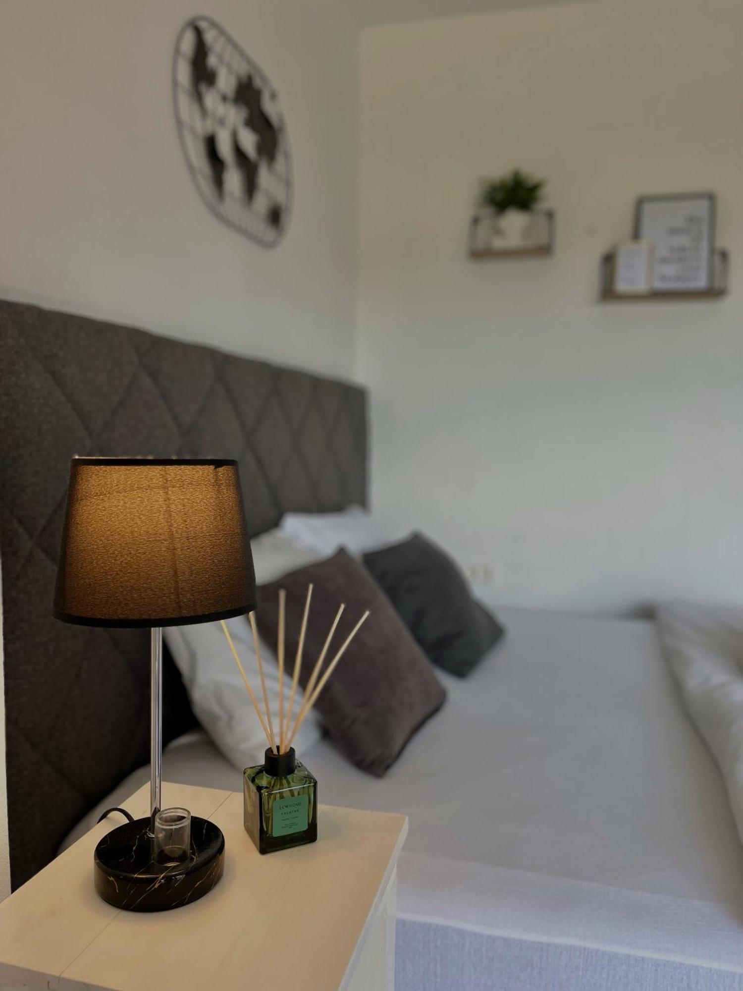 Lana Apartmani Бар Экстерьер фото